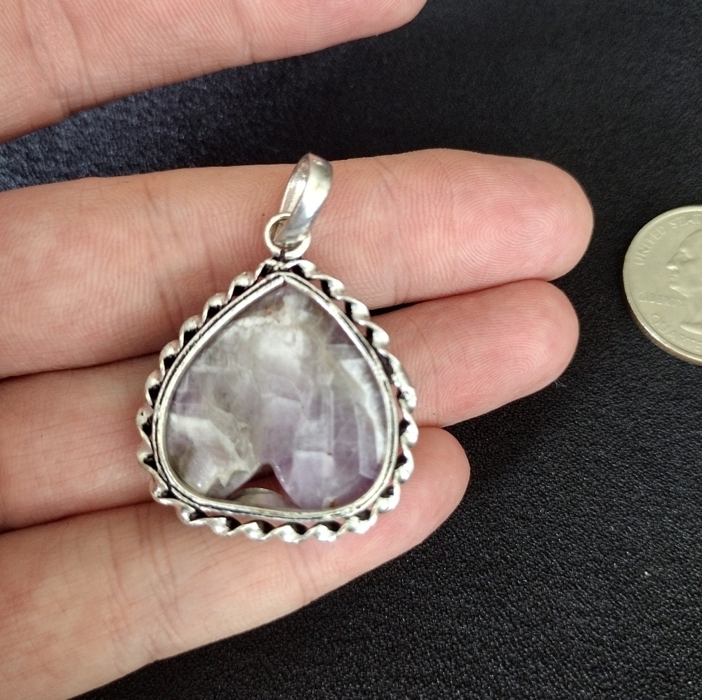Silver And Stone Heart Pendant - Picture 8 of 9